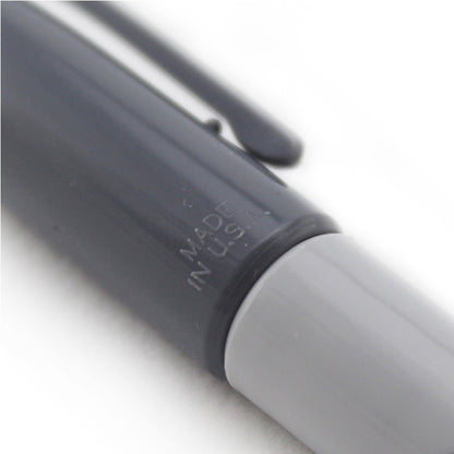 Complementary color oily marker